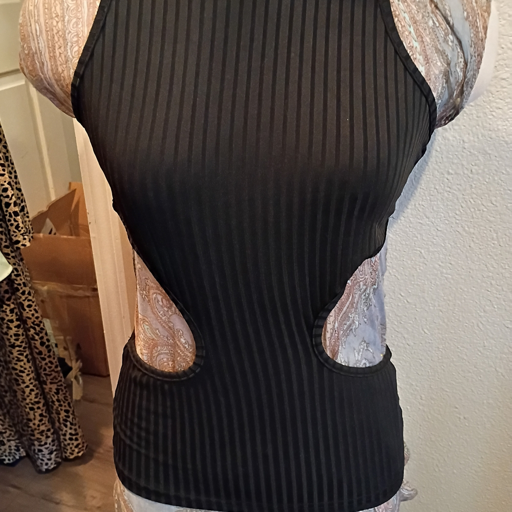 SHEIN Black Ribbed Cutout Bodysuit